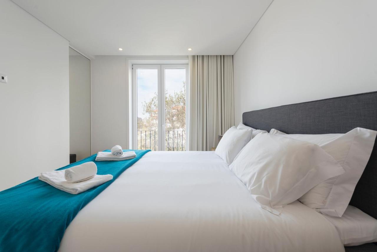 Lovelystay - Central Flat W/ Ac & Balcony Порто Екстериор снимка