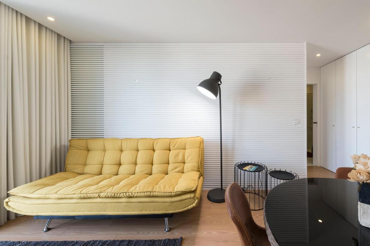 Lovelystay - Central Flat W/ Ac & Balcony Порто Екстериор снимка